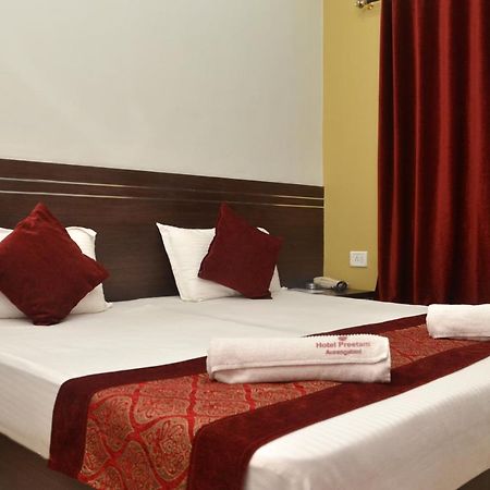 Hotel Preetam Aurangabad Eksteriør billede