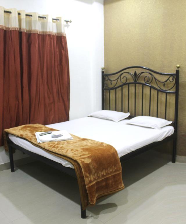 Hotel Preetam Aurangabad Eksteriør billede