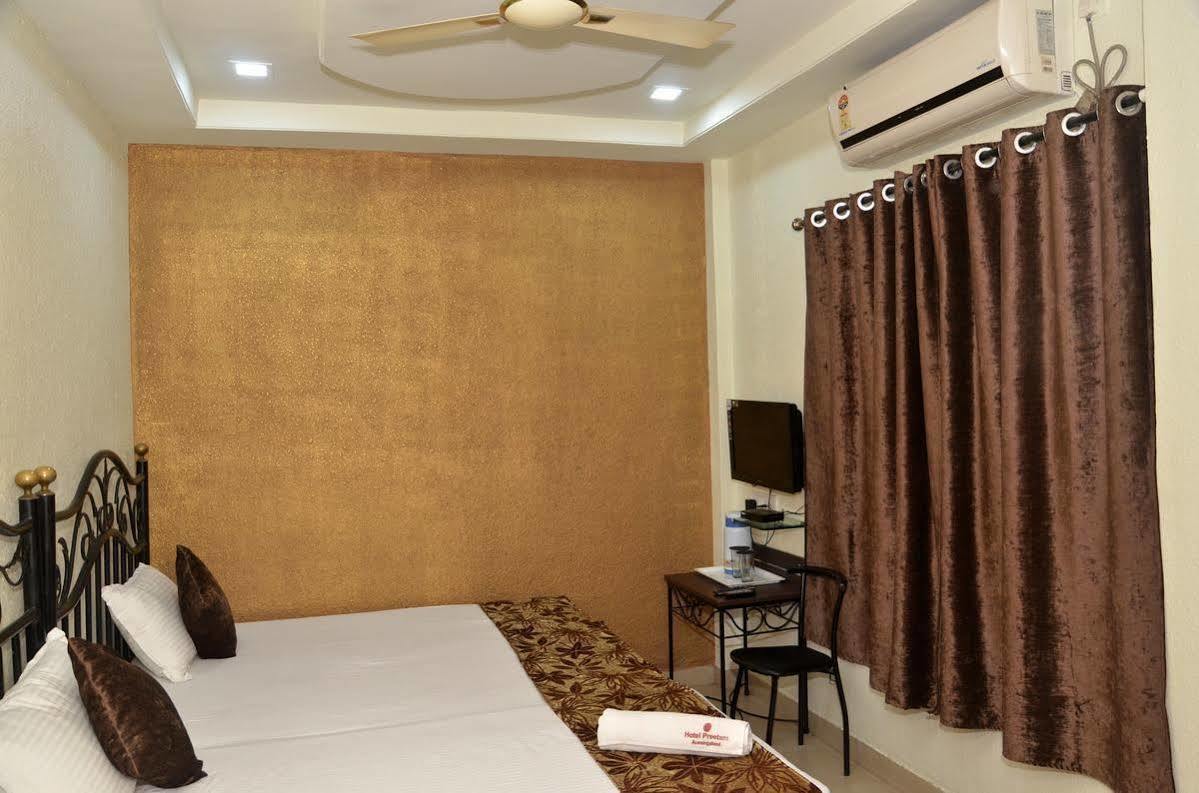 Hotel Preetam Aurangabad Eksteriør billede