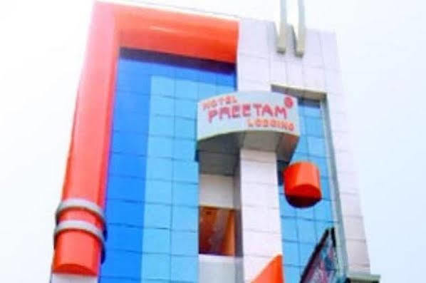 Hotel Preetam Aurangabad Eksteriør billede